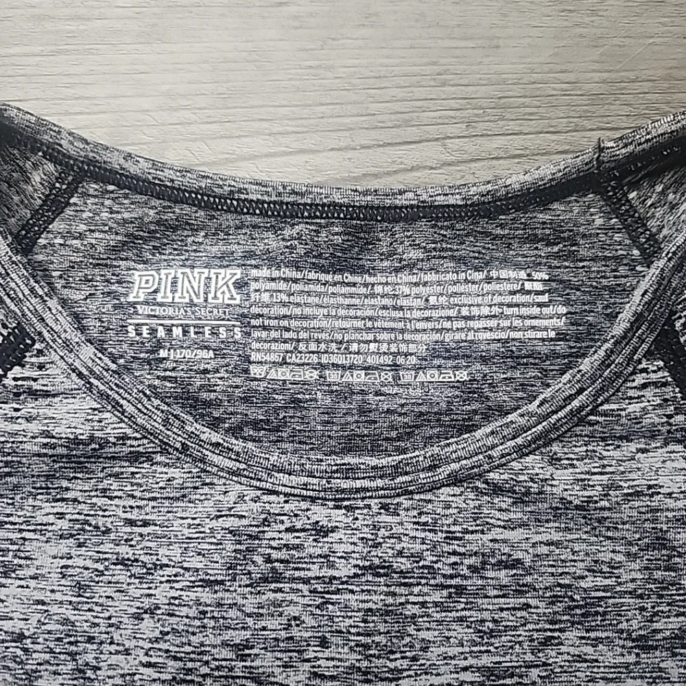 Victoria Secret PINK Top Womens Sz M Gray Long Sleeve Seamless Cropped - Picture 7 of 9